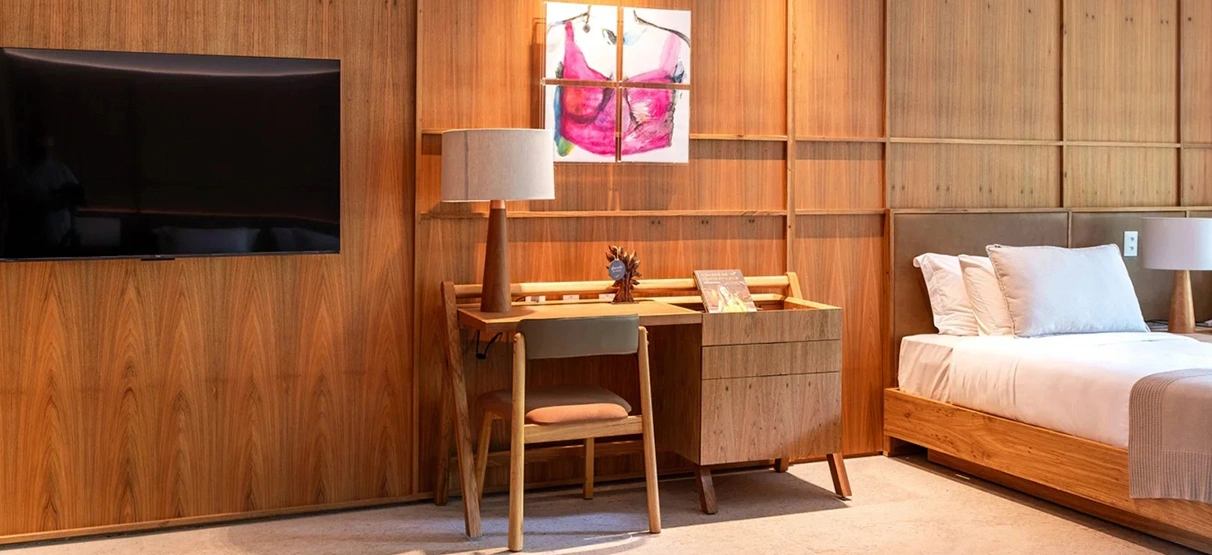 detalhe do quarto no clara arte inhotim